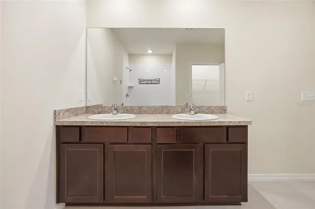 $299,000 | 3865 Southeast 98th Place, Belleview, FL 34420