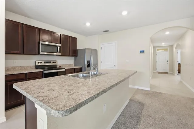 $299,000 | 3865 Southeast 98th Place, Belleview, FL 34420