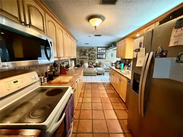 $590,000 | 1581 Southwest 27th Terrace, Fort Lauderdale, FL 33312