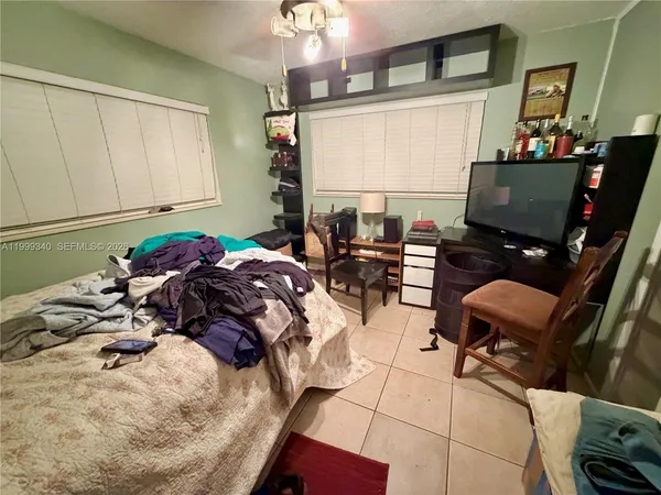 $590,000 | 1581 Southwest 27th Terrace, Fort Lauderdale, FL 33312