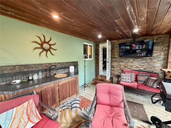 $590,000 | 1581 Southwest 27th Terrace, Fort Lauderdale, FL 33312