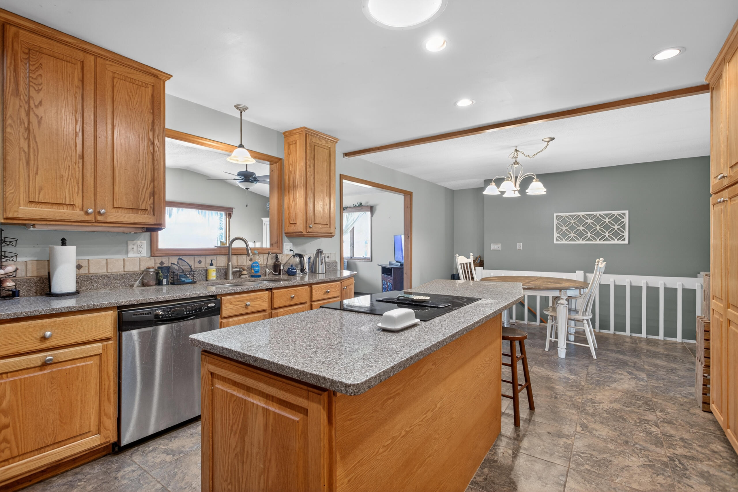 9437 Fisk Road Parma, MI 49269 - Photo 15 of 70 021_0N0A5187