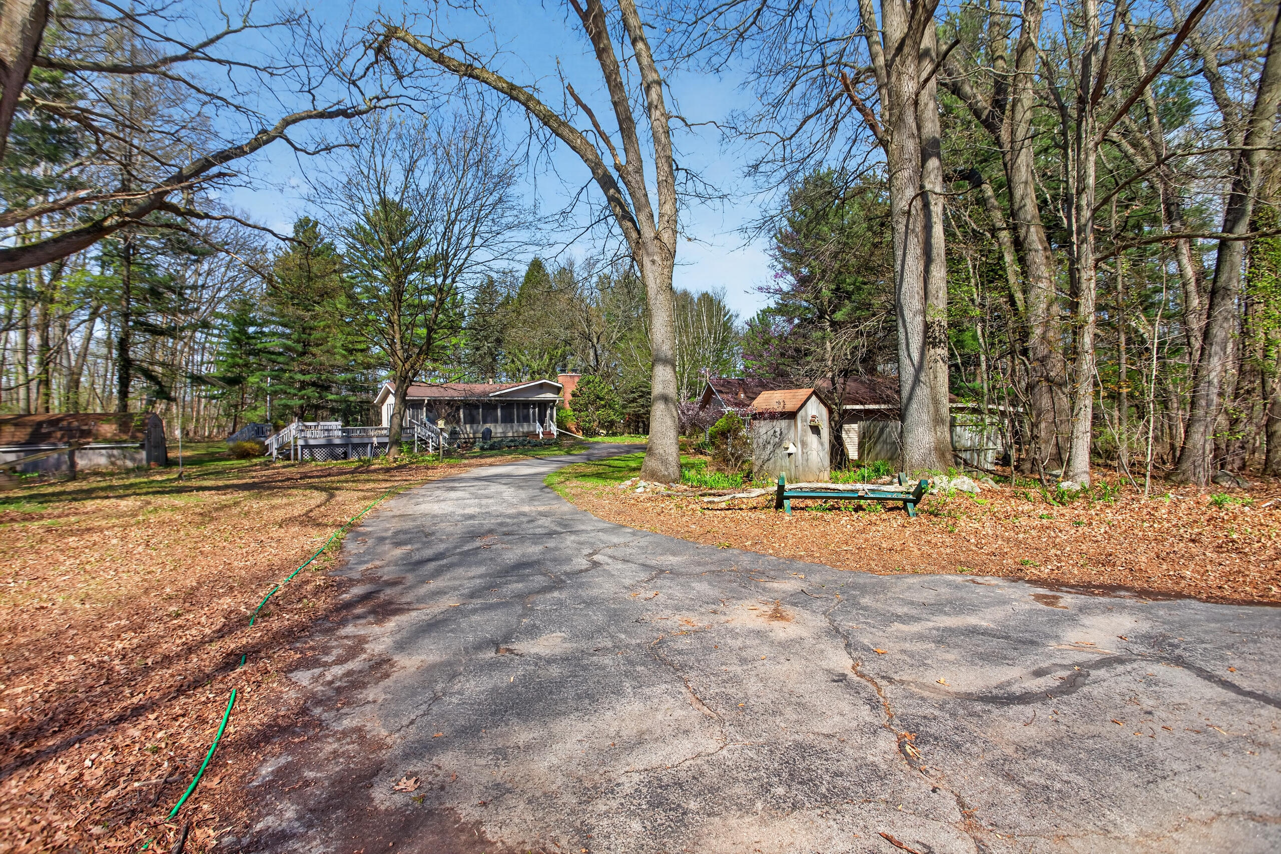9437 Fisk Road Parma, MI 49269 - Photo 4 of 70 060_0N0A5304