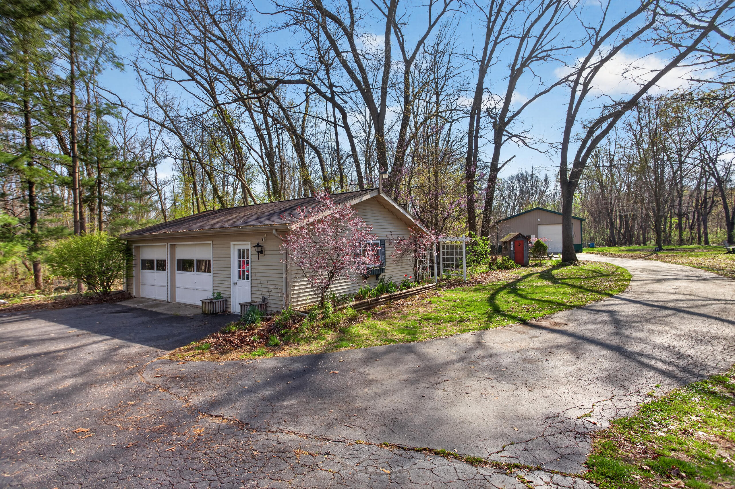 9437 Fisk Road Parma, MI 49269 - Photo 43 of 70 043_0N0A5256