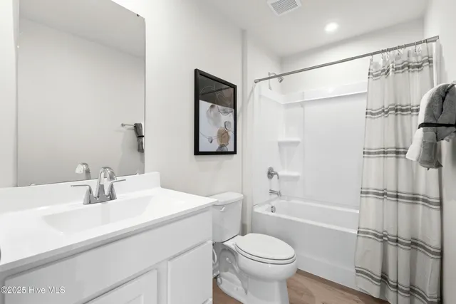 $254,990 | 1787 Piney Creek Road Northeast, Bolivia, NC 28422