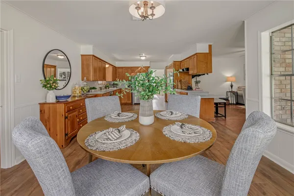 $645,000 | 1403 Post Oak Circle, College Station, TX 77840