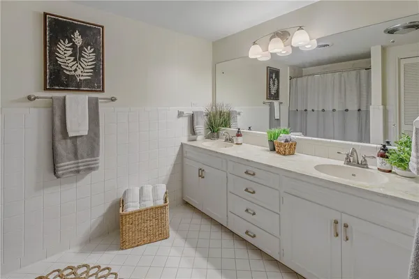 $645,000 | 1403 Post Oak Circle, College Station, TX 77840