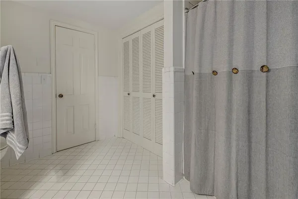 $645,000 | 1403 Post Oak Circle, College Station, TX 77840