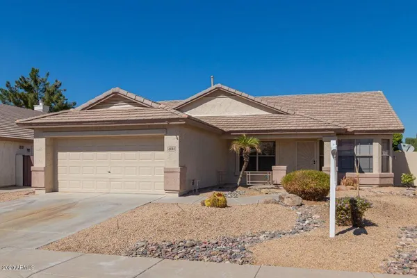 $2,400 | 6444 West Tonto Drive, Glendale, AZ 85308