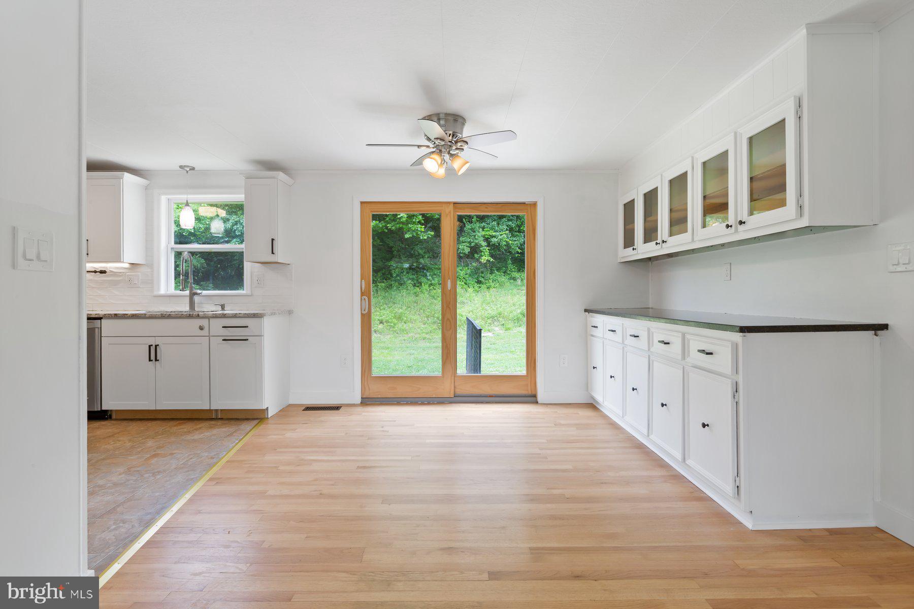 2806 Duvall Road Burtonsville, MD 20866 - Photo 11 of 33 Dinning Area