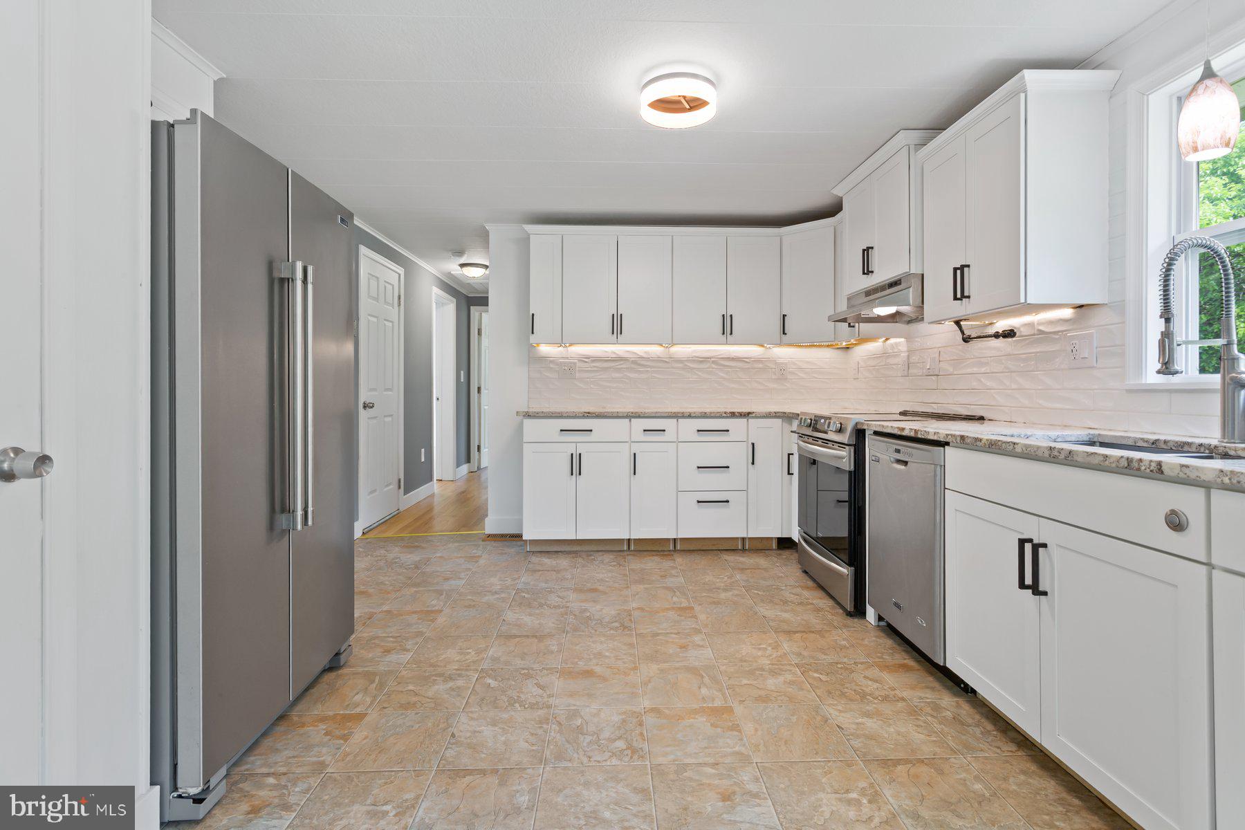 2806 Duvall Road Burtonsville, MD 20866 - Photo 7 of 33 Kitchen