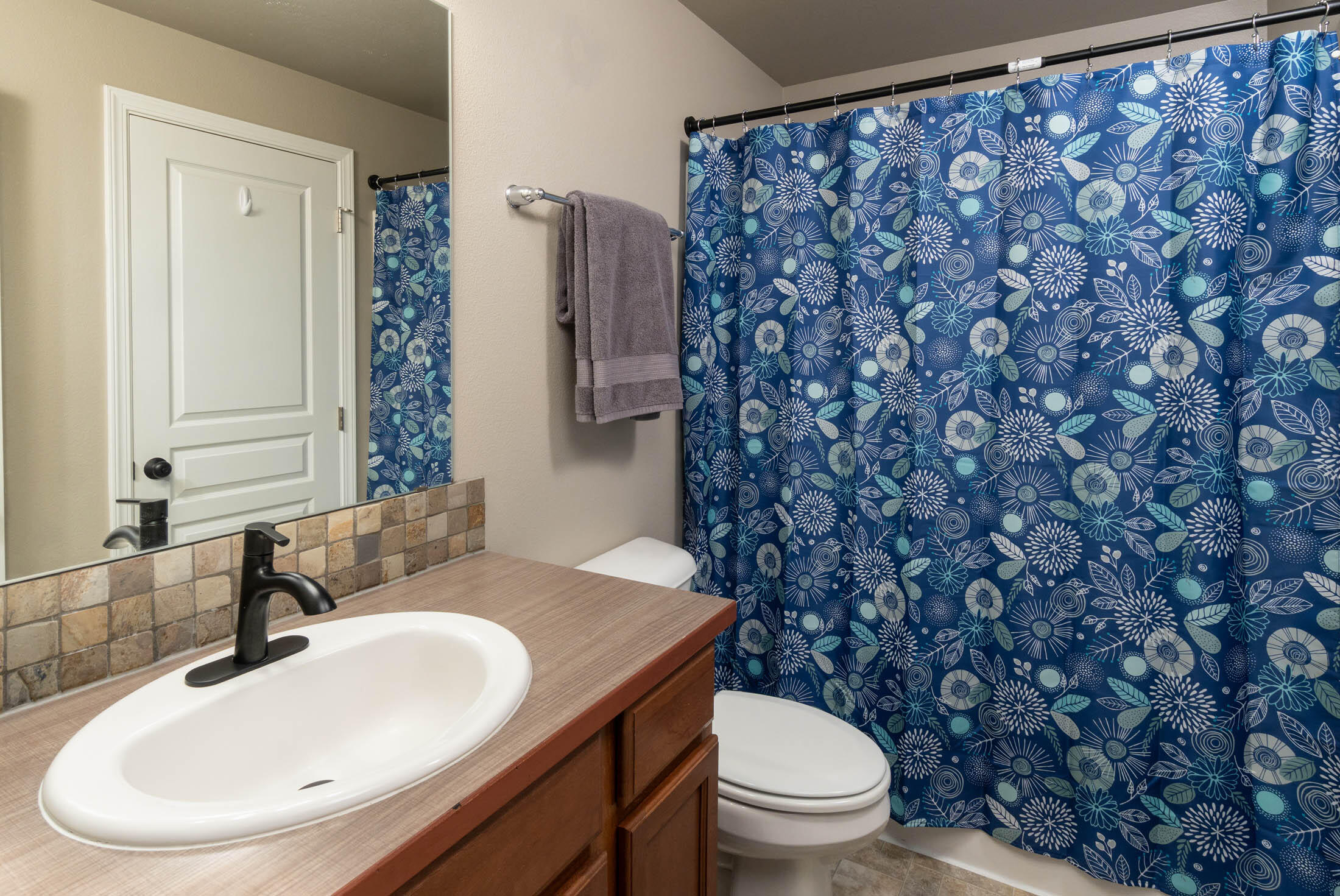 62017 Northeast Nate's Place Bend, OR 97701 - Photo 14 of 16 62017 NE Nates Place_0047