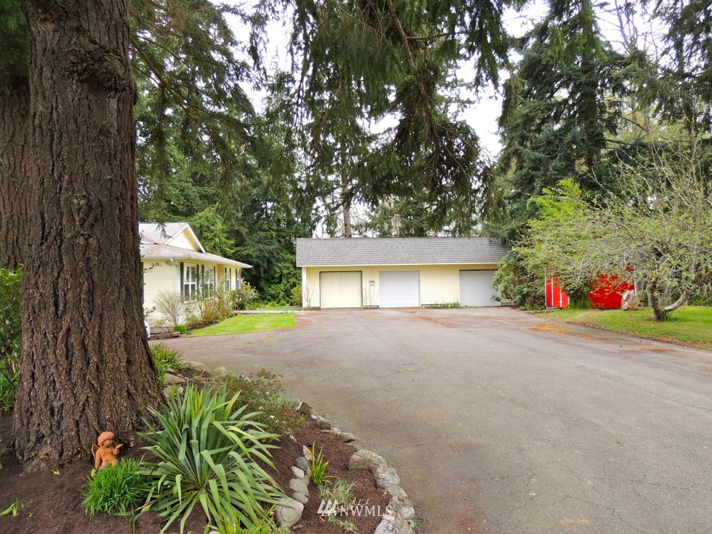 3795 Midvale Road Clinton, WA 98236 - Photo 13 of 15 Gallery Image 13