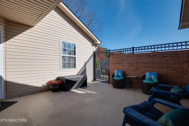 $349,000 | 4528 Shamus Way, Knoxville, TN 37918
