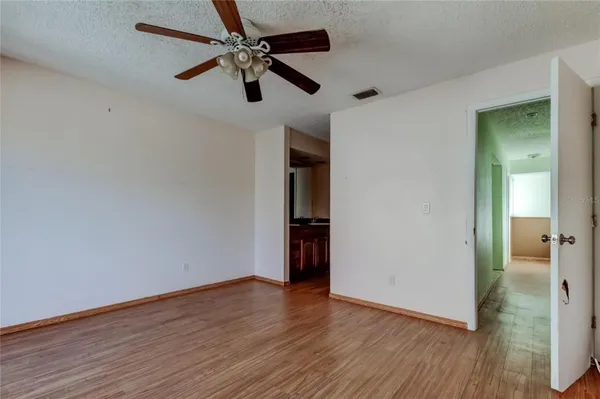 $114,900 | 965 Whitman Drive, Sarasota, FL 34243