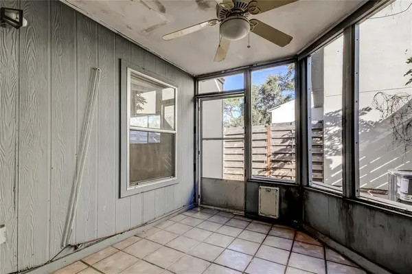 $114,900 | 965 Whitman Drive, Sarasota, FL 34243