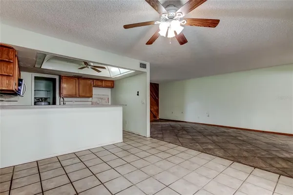 $114,900 | 965 Whitman Drive, Sarasota, FL 34243