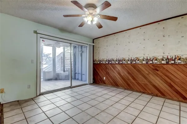 $114,900 | 965 Whitman Drive, Sarasota, FL 34243