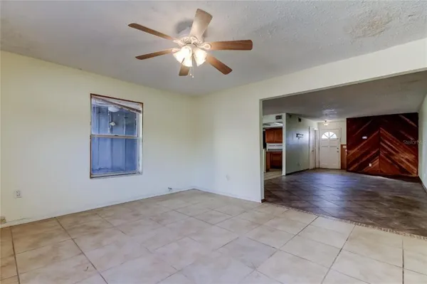 $114,900 | 965 Whitman Drive, Sarasota, FL 34243