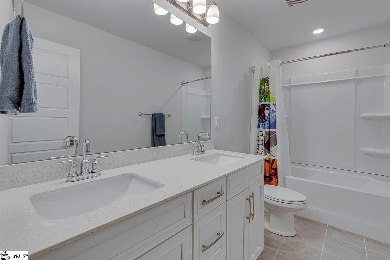 2103 Greasby Court Greer, SC 29651 - Photo 6 of 42