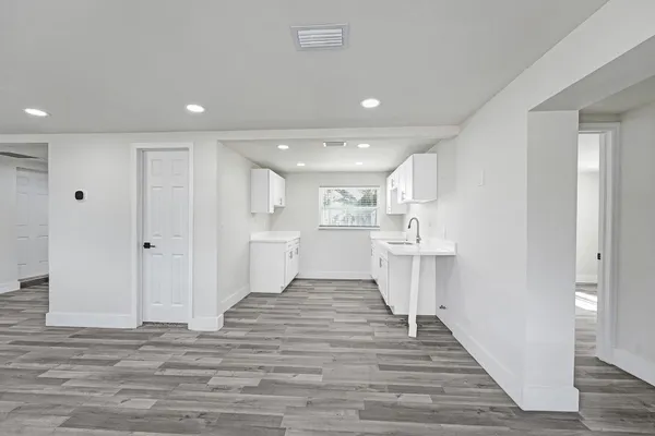 $2,895 | 8229 Northwest 1st Place, Miami, FL 33150