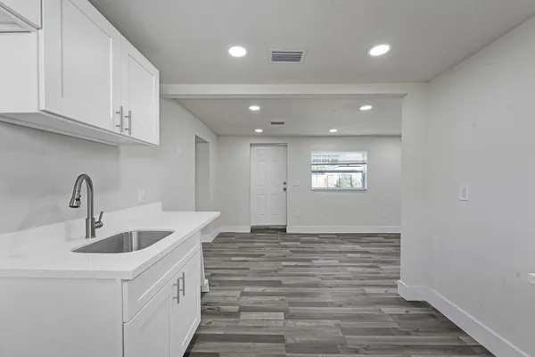 $2,895 | 8229 Northwest 1st Place, Miami, FL 33150