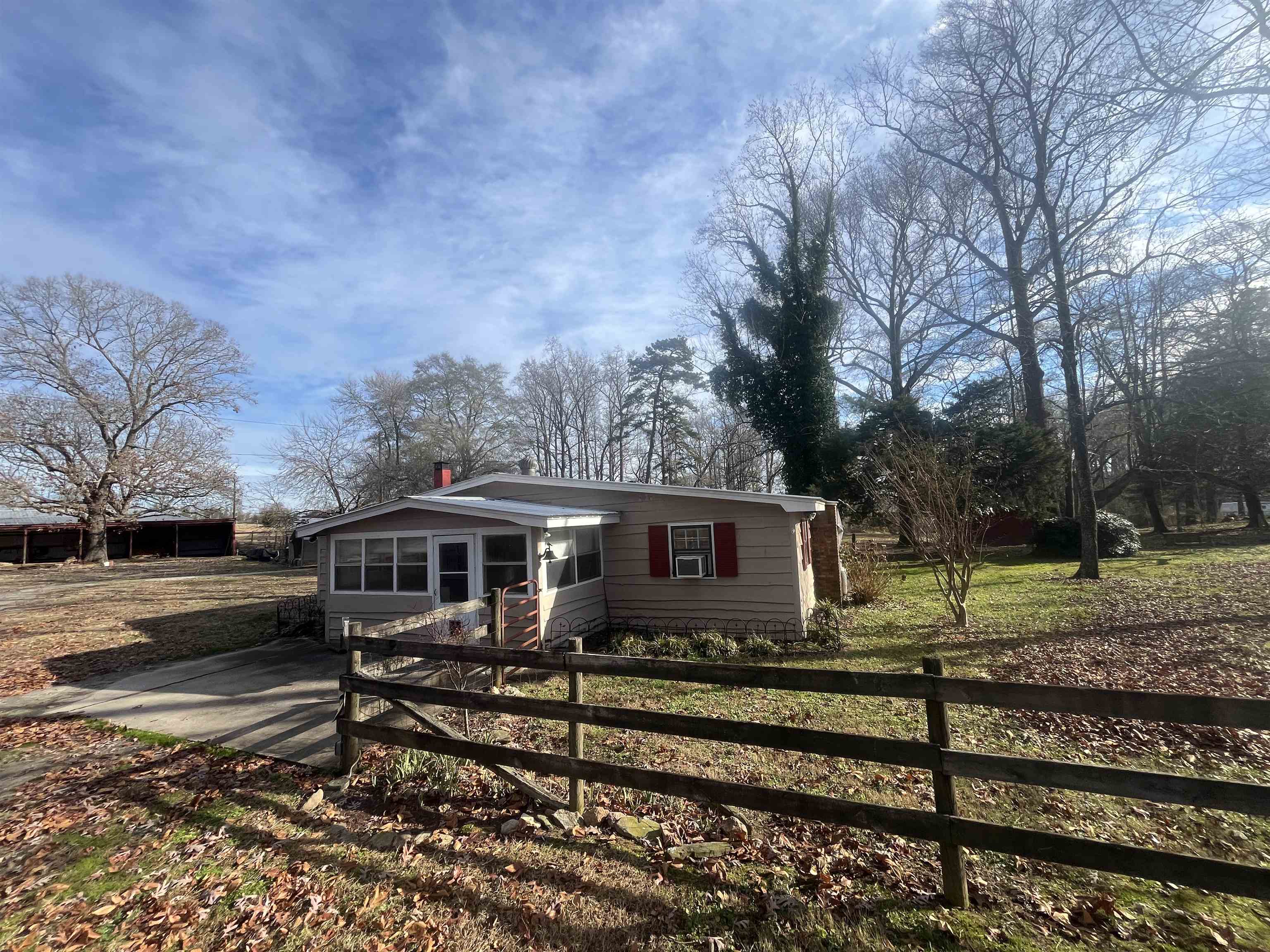 1355 Cudd Road Chesnee, SC 29323 - Photo 4 of 6