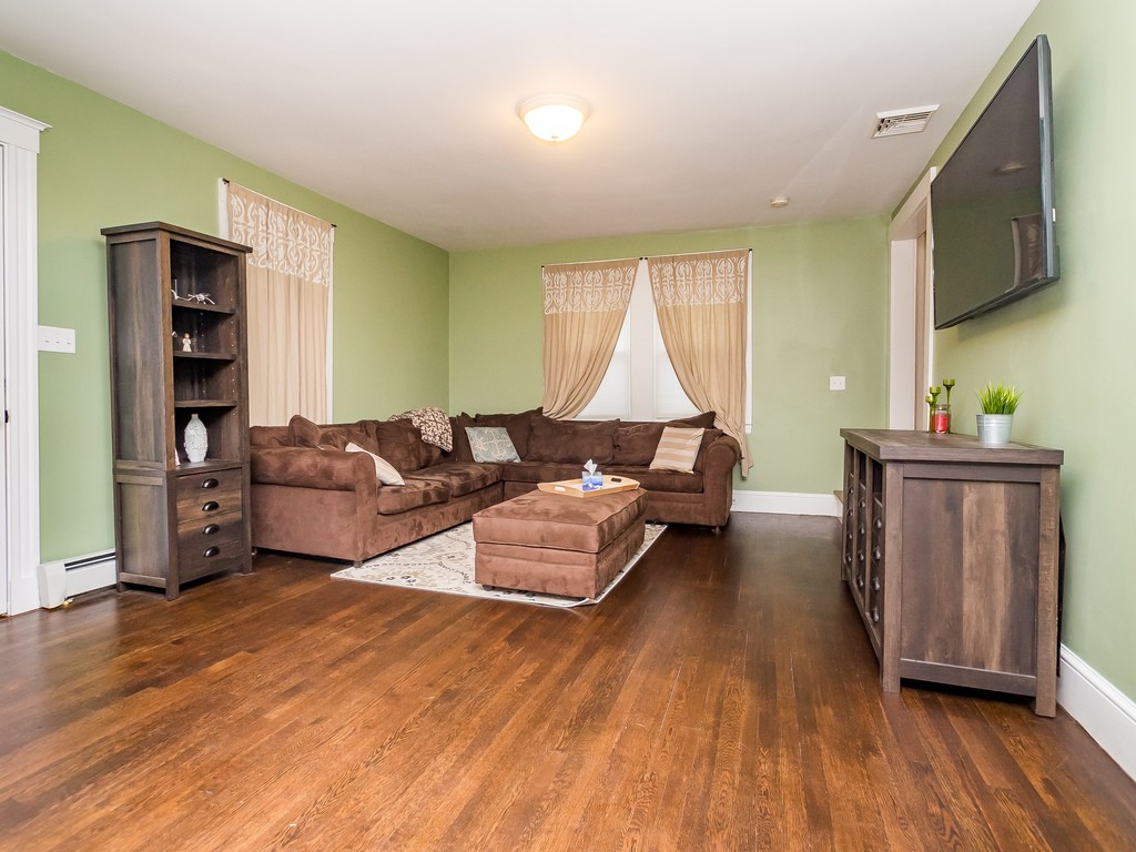 302 Andover Road Billerica, MA 01821 - Photo 9 of 29