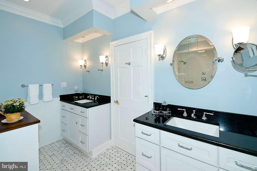 268 Providence Road Annapolis, MD 21409 - Photo 16 of 30 a kitchen with a sink and a stove