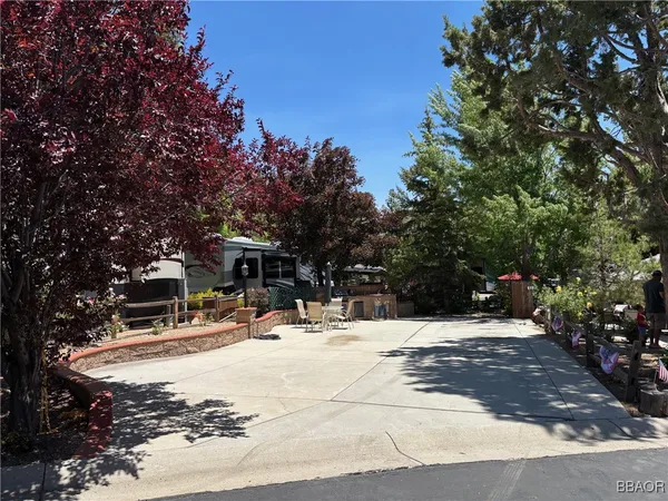 $185,000 | 40751 North Shore Lane, Unit 63, Fawnskin, CA 92333