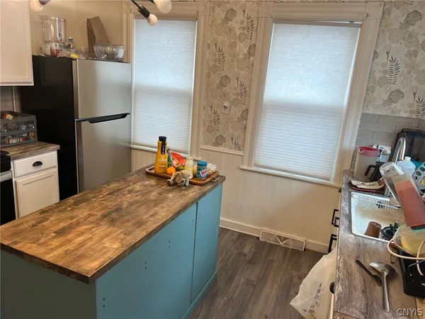 $2,500 | 110 Clinton Place, Utica, NY 13501