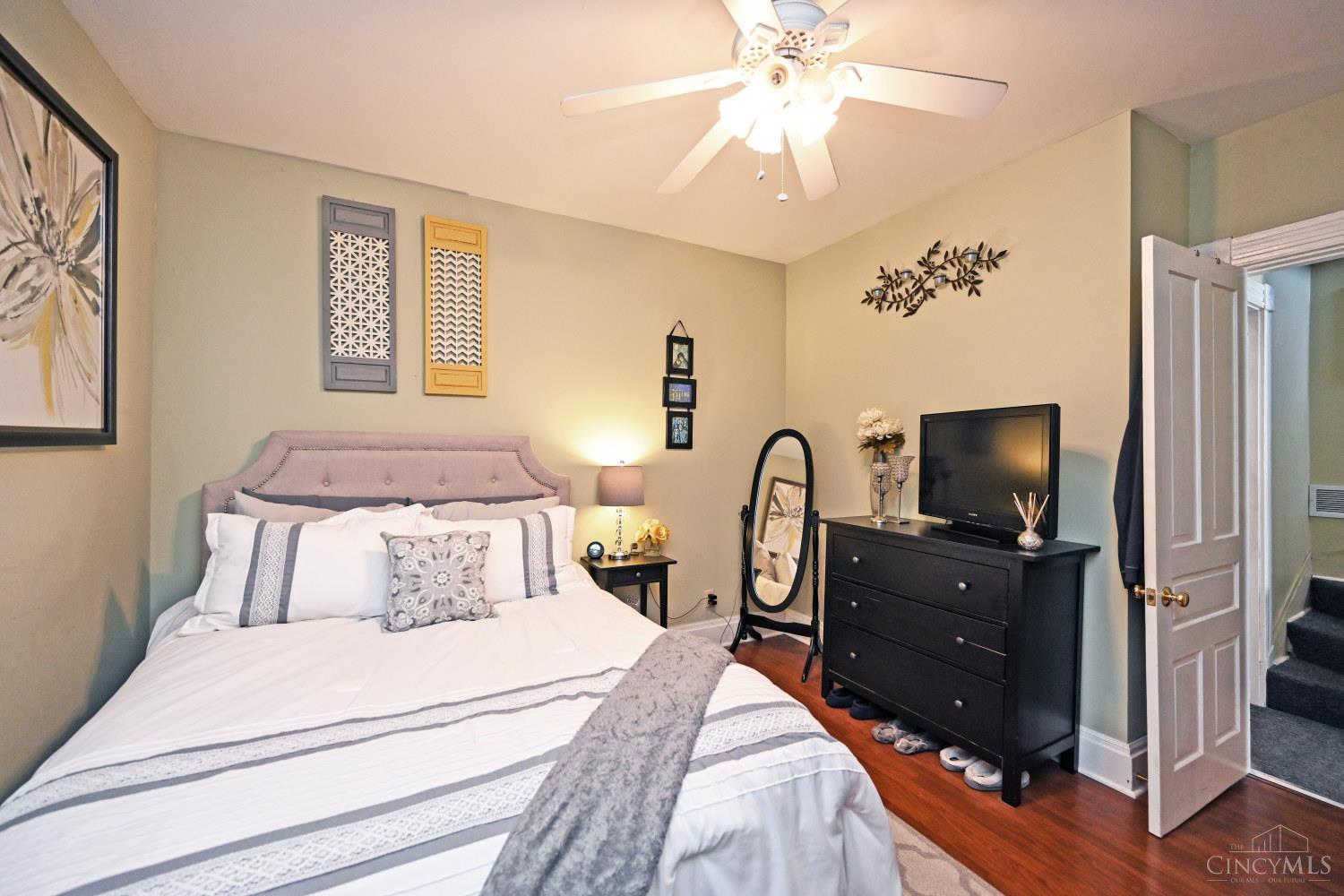 1520 William Howard Taft Road Cincinnati, OH 45206 - Photo 17 of 43