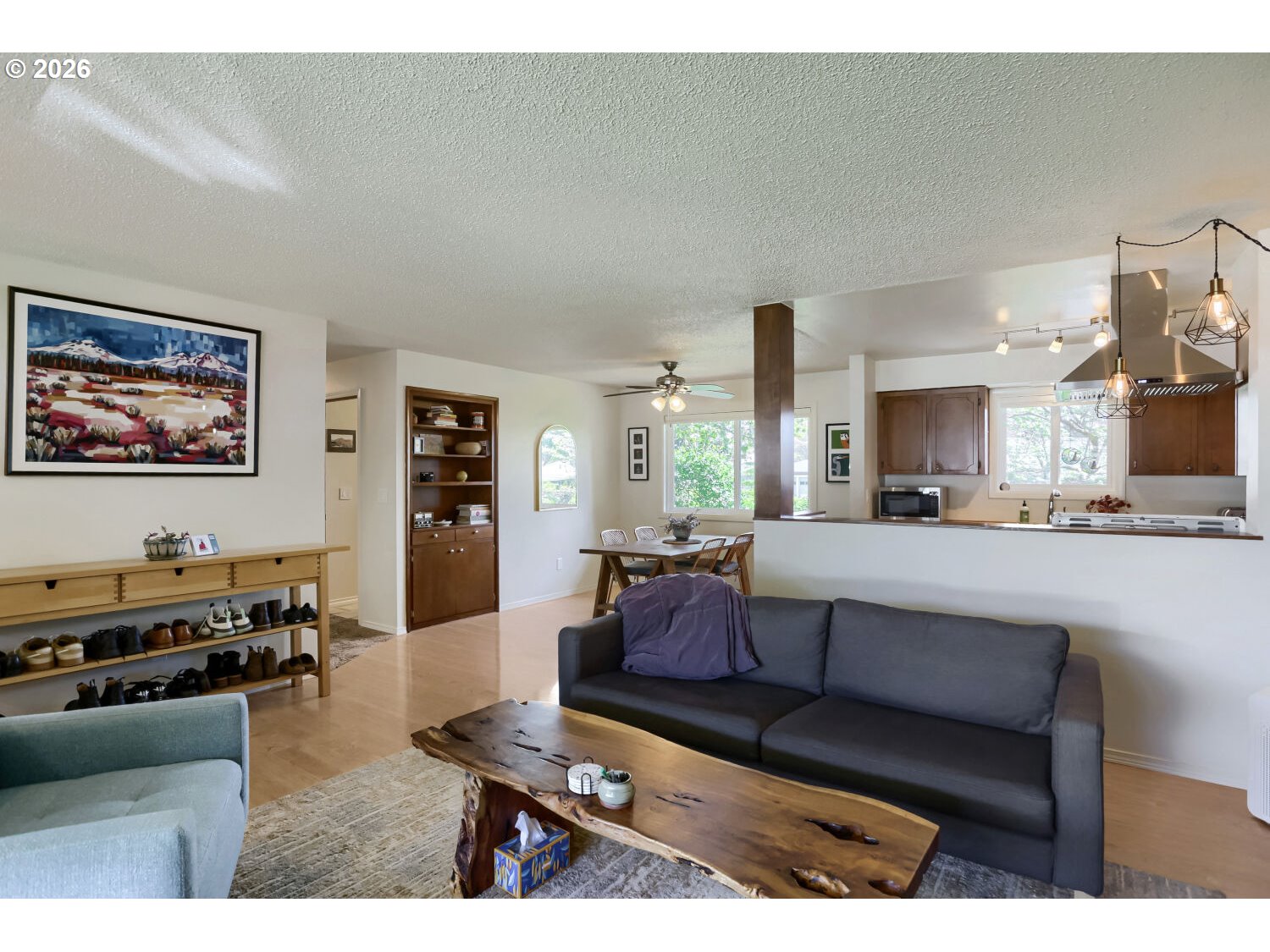 13614 Southeast Harrison Court Portland, OR 97233 - Photo 9 of 46 Living Room