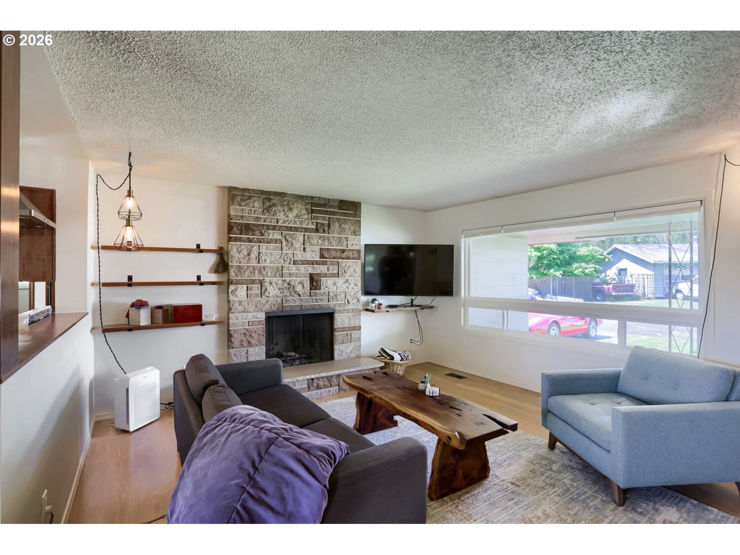 13614 Southeast Harrison Court Portland, OR 97233 - Photo 6 of 46 Living Room