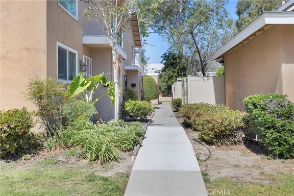$565,000 | 13451 1/4 Village, Cerritos, CA 90703