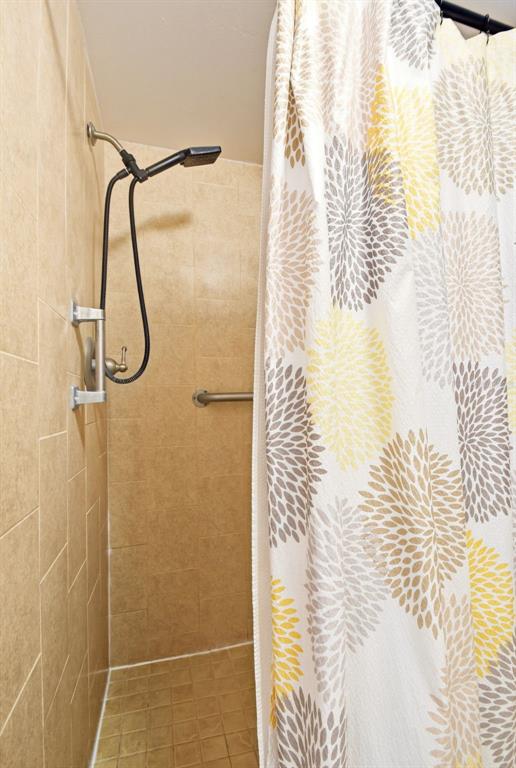 2636 Talbot Road Fern Park, FL 32730 - Photo 26 of 47 a bathroom with a shower