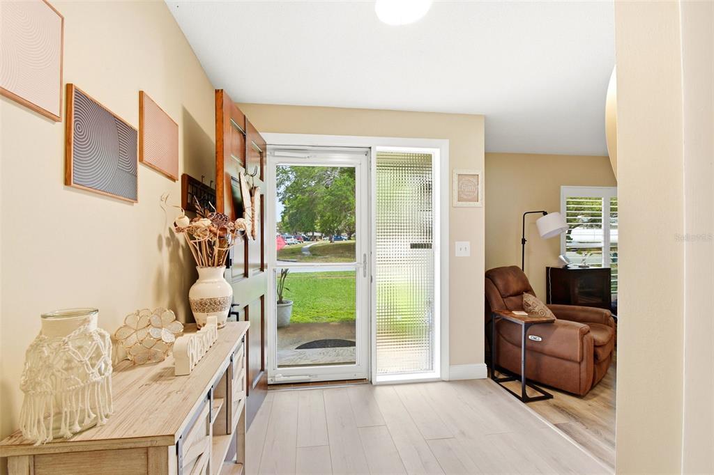 2636 Talbot Road Fern Park, FL 32730 - Photo 6 of 47 a living room with furniture