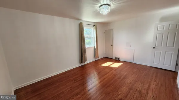$529,000 | 1112 Kent Lane, Philadelphia, PA 19115