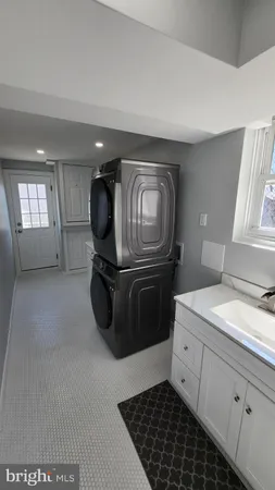 $529,000 | 1112 Kent Lane, Philadelphia, PA 19115