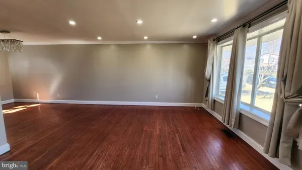 $529,000 | 1112 Kent Lane, Philadelphia, PA 19115