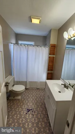 $3,100 | 114 Ogden Station Road, Wenonah, NJ 08090