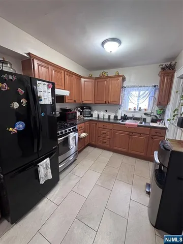 $1,100,000 | 365 10th Avenue, Paterson, NJ 07514