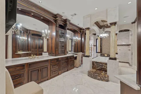 $3,500,000 | 437 Admiral Court, Destin, FL 32541