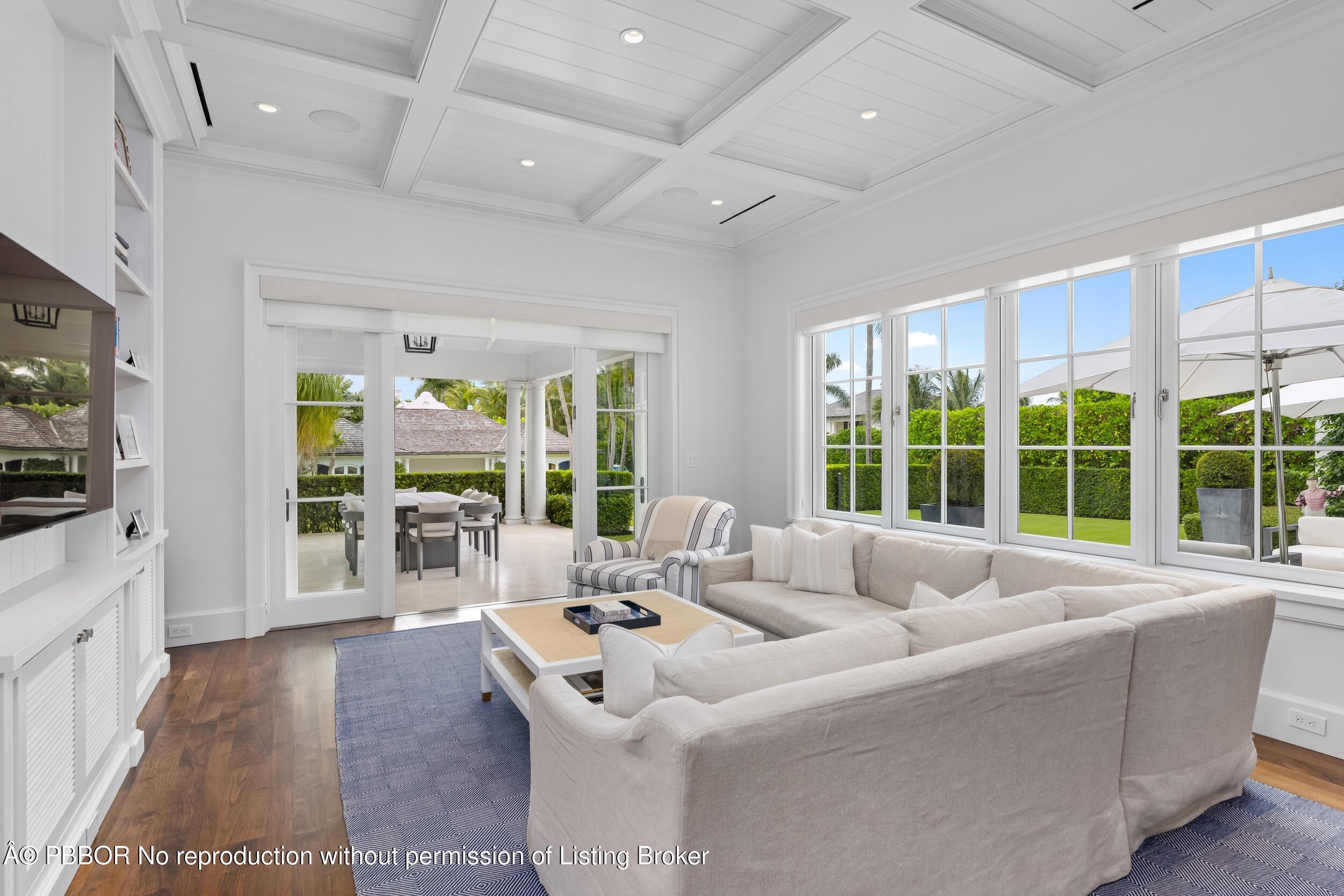102 Reef Road Palm Beach, FL 33480 - Photo 20 of 31 Family Room