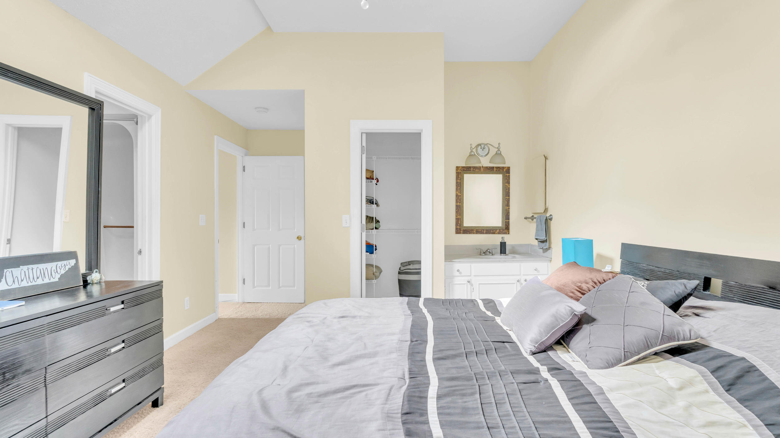 527 Winterview Lane Chattanooga, TN 37409 - Photo 42 of 68 527 Winterview Ln-19