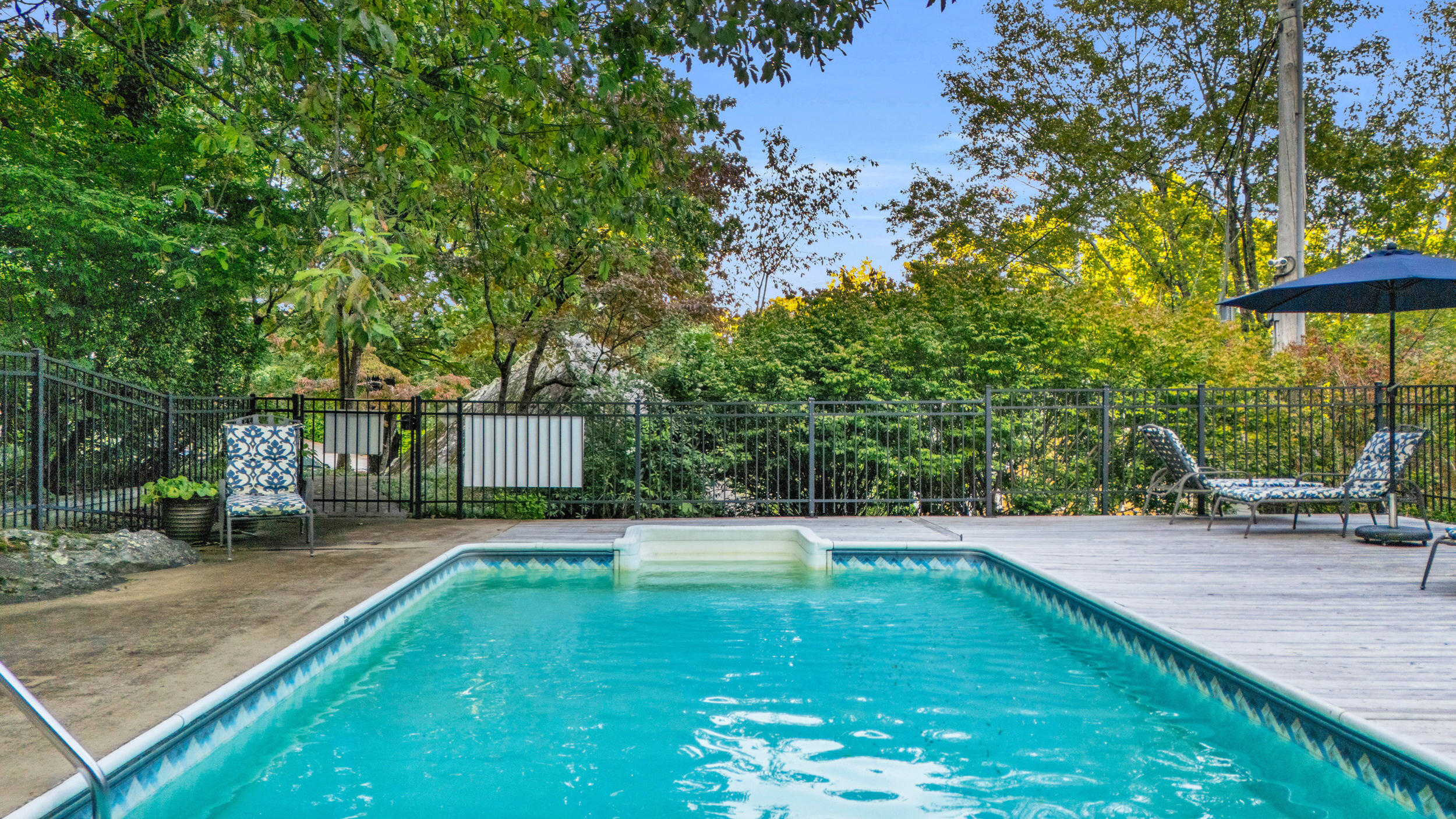 527 Winterview Lane Chattanooga, TN 37409 - Photo 56 of 68 527 Winterview Ln New-3