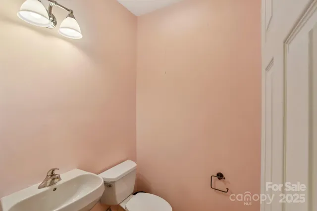 $399,000 | 25 Coldwater Lane, Laurel Park, NC 28739