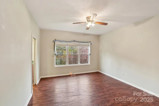 $399,000 | 25 Coldwater Lane, Laurel Park, NC 28739