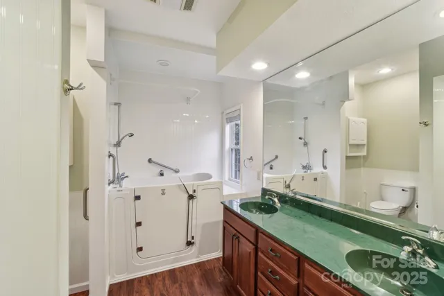 $399,000 | 25 Coldwater Lane, Laurel Park, NC 28739