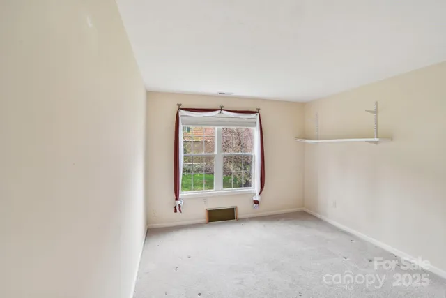 $399,000 | 25 Coldwater Lane, Laurel Park, NC 28739